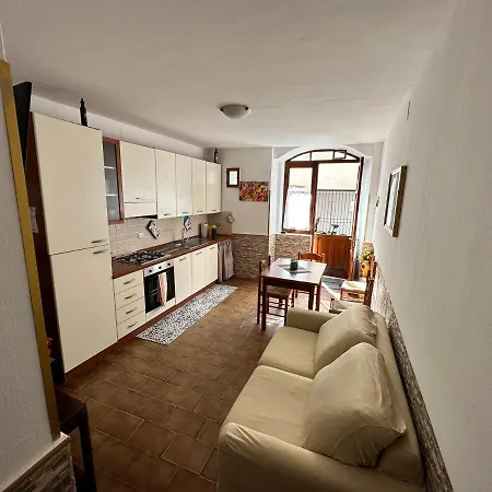 Apartament Costa House *