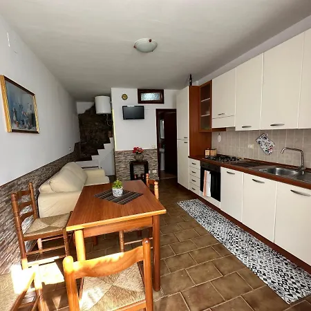 Costa House *